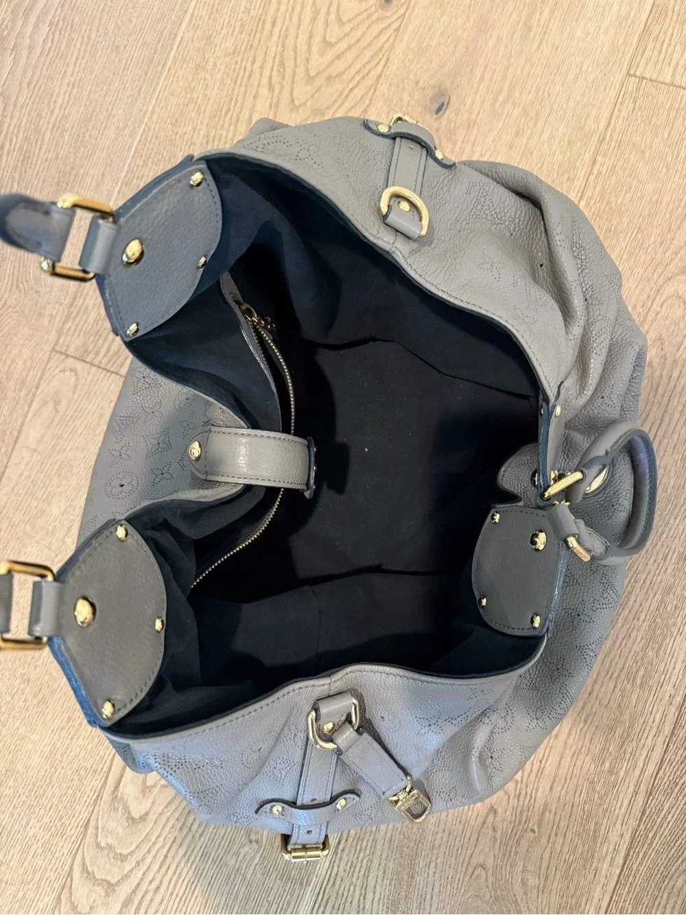 Louis Vuitton XL Mahina Gray/Gris Leather handbag 2008 Marc Jacob’s collection